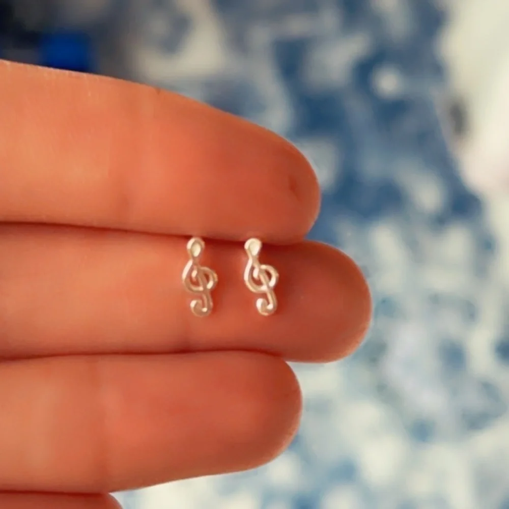 Sterling Silver Treble Clef Tiny Stud Earrings
